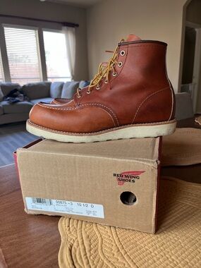 Red Wing Shoes 875 Moc Toe
Boots